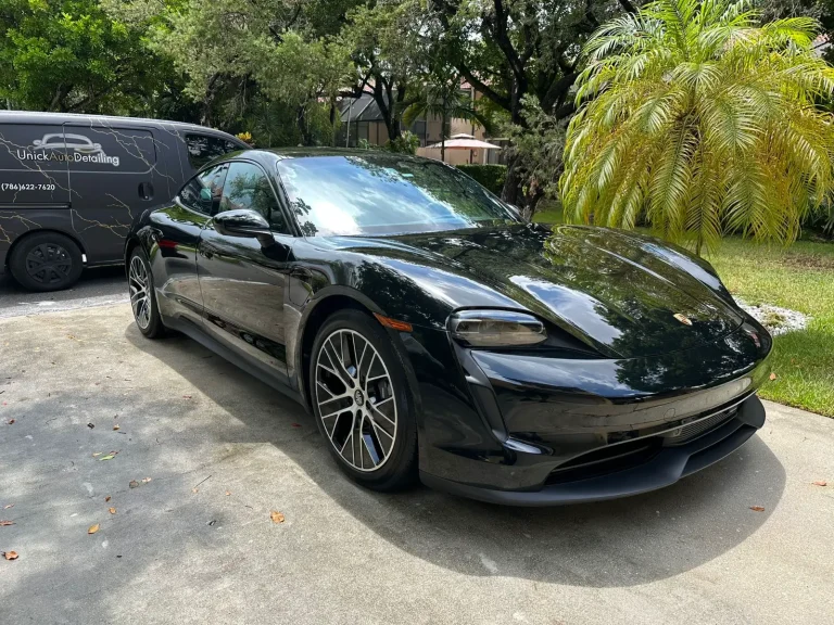 Black Porsche Taycan